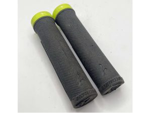 Specialized Handlebar Grips Lock On Mountain Bike MTB 22.2mm Black Yellow DH G51