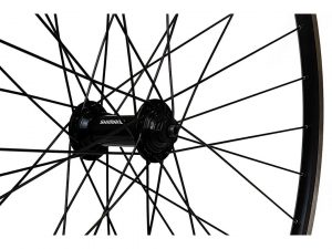 700c Front Wheel – Q/R – Shimano – Black Narrow