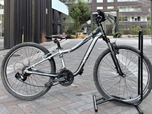 Specialized Hotrock 24 Kids Mountain Bike
