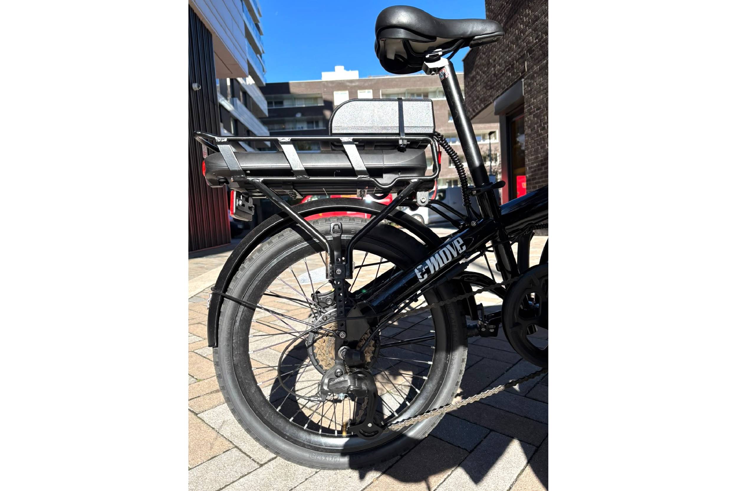 E-Move District S Electric Folding Bike - Image 3
