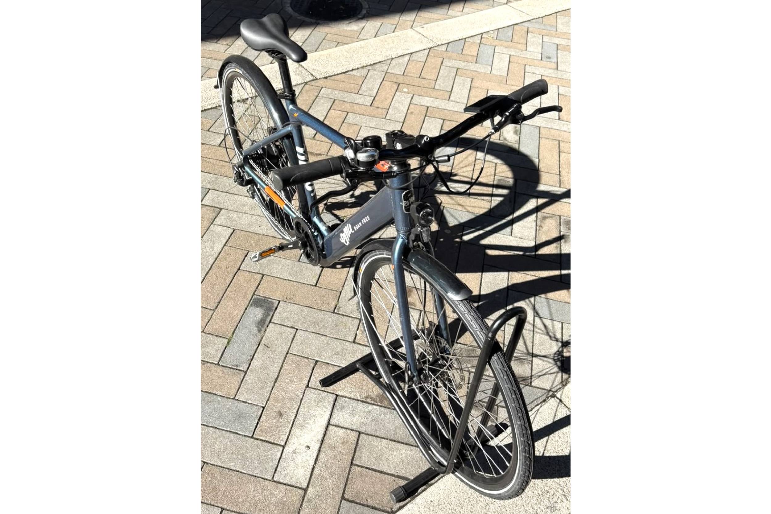 Emu Roam Free Electric Hybrid Bike - Image 4