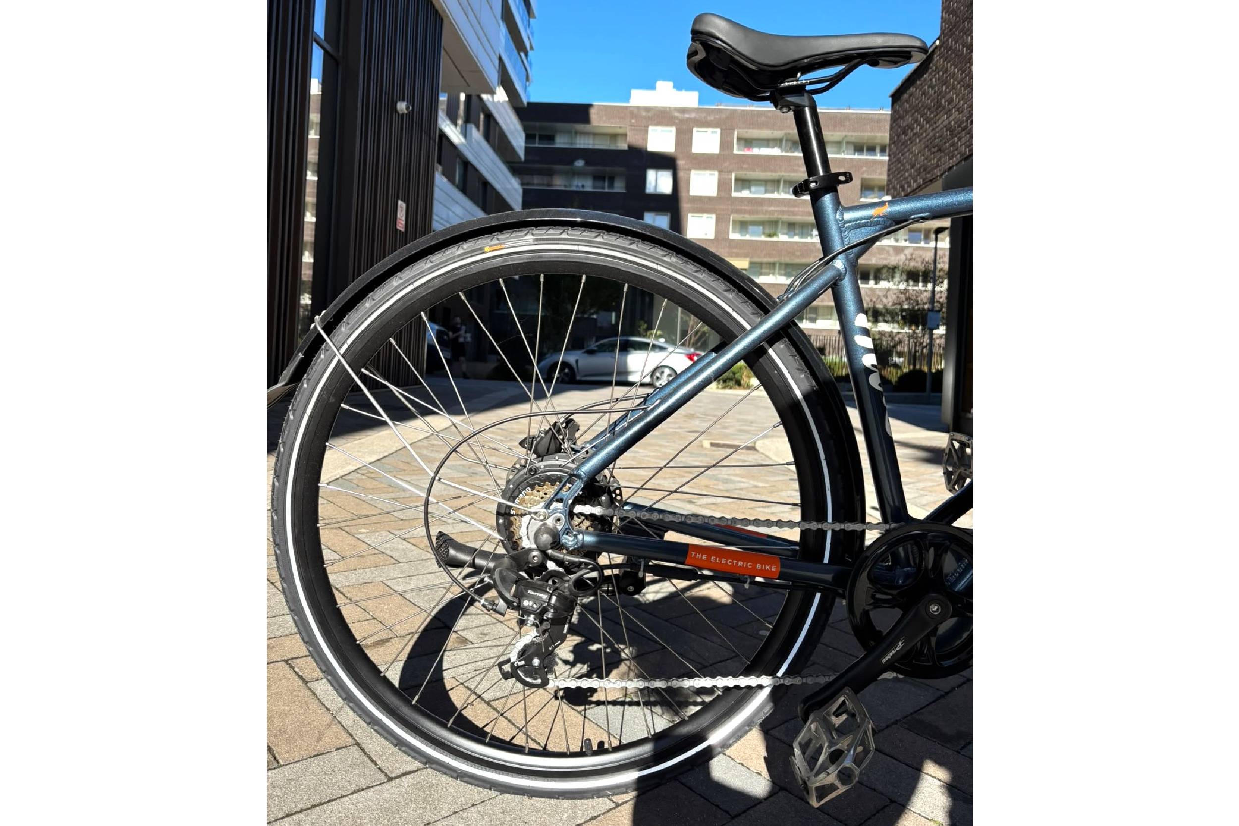 Emu Roam Free Electric Hybrid Bike - Image 3